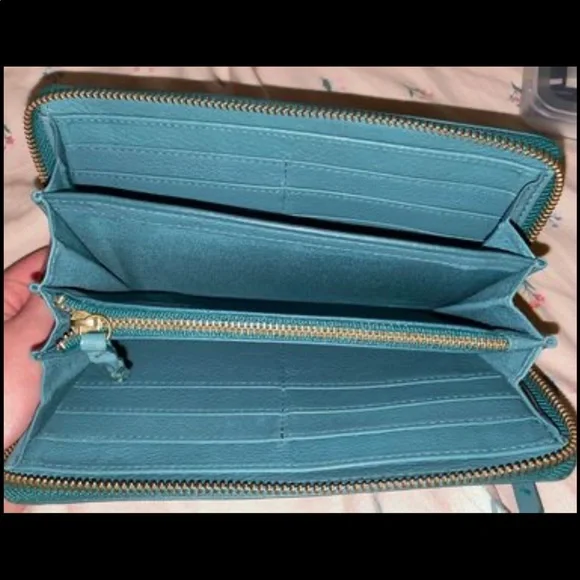 Fossil Wallet - Picture 3 of 3